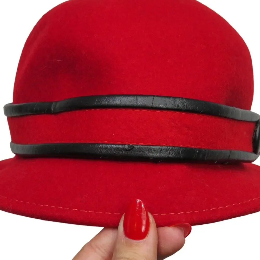 1970s Vintage Broner Vintage Red Bowler Hat Chic Red Wool Hat with Black Button